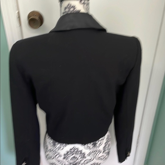 Designer Victor Costa for Bergdorf Goodman black Elagant jacket - Picture 3 of 7